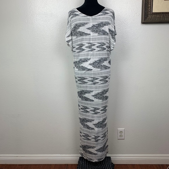 Joie Tribal Knit Maxi Dress Black White V Neck - Picture 3 of 7